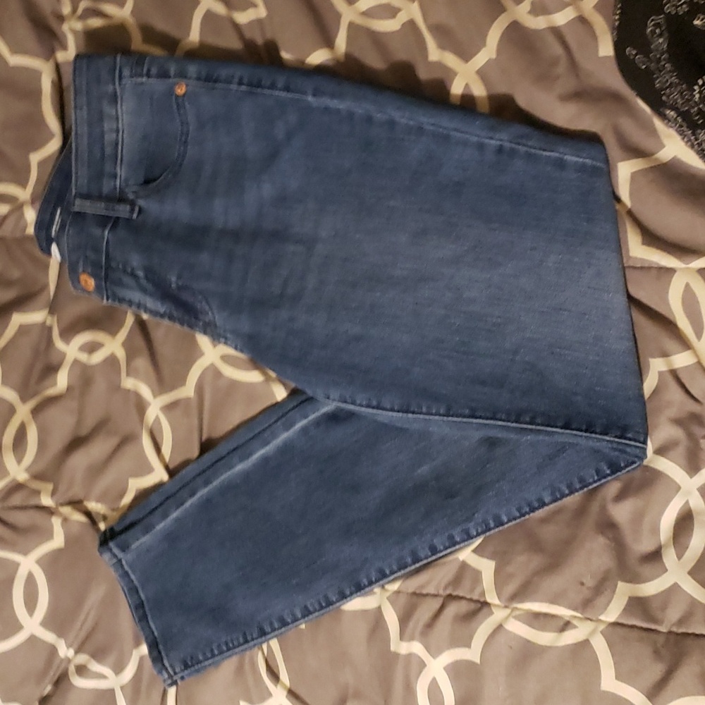 Old navy mid rise super skinny